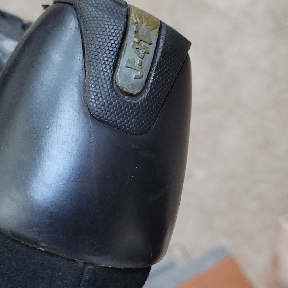 Shoes - Picture 3 of 5